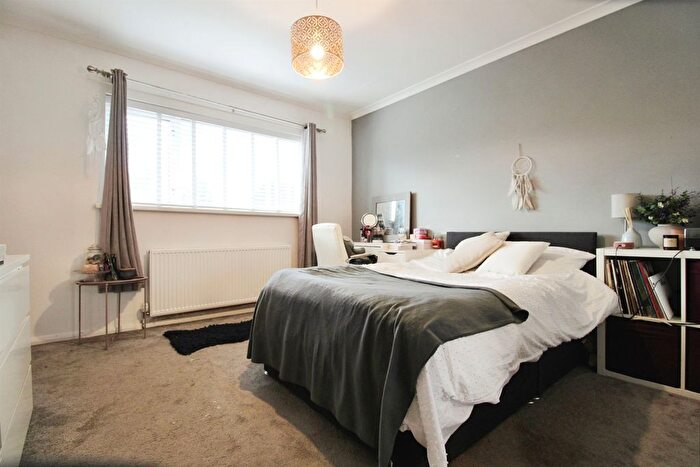 3 Bedroom Terraced House For Sale In Keyston Road, Fairwater, Cardiff, CF5