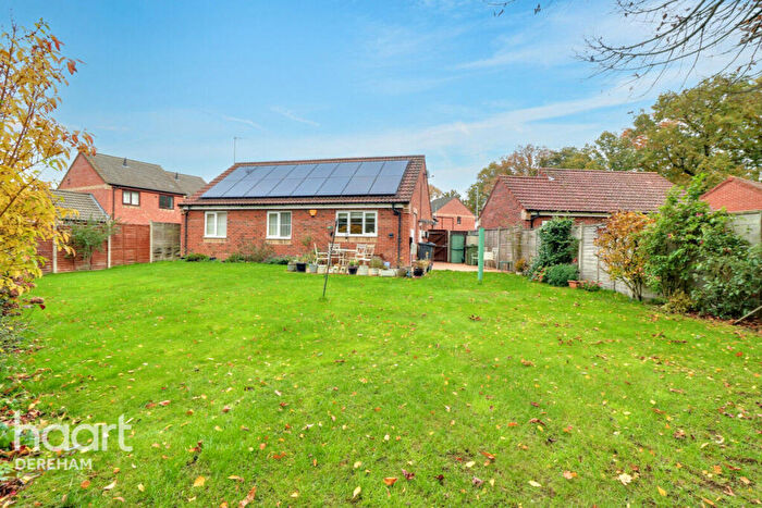 3 Bedroom Bungalow For Sale In Maple Drive, Necton, PE37