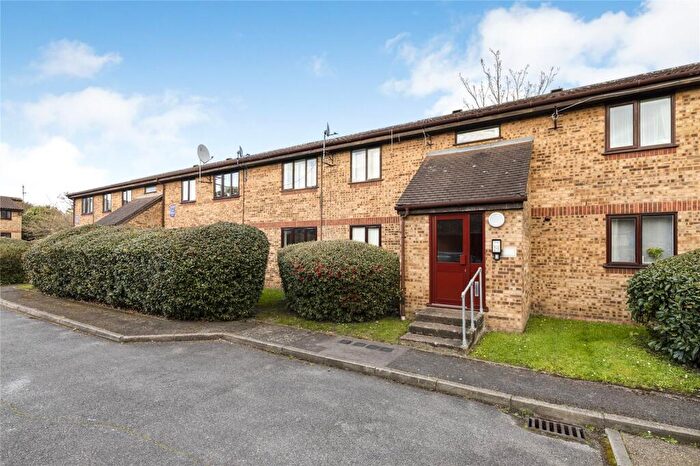 1 Bedroom Flat To Rent In Waverley Road, London, E17