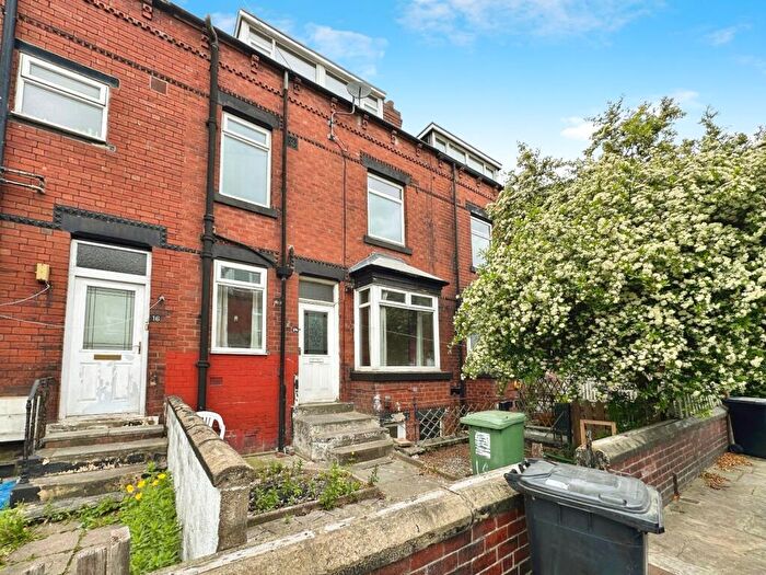 2 Bedroom Terraced House To Rent In Cross Flatts Parade, Leeds, West Yorkshire, LS11