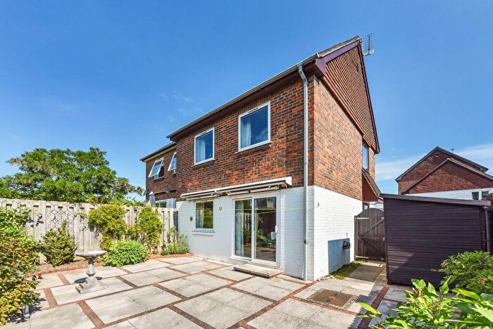 3 Bedroom Semi-Detached House For Sale In Bishop's Waltham - Town Centre Location, SO32