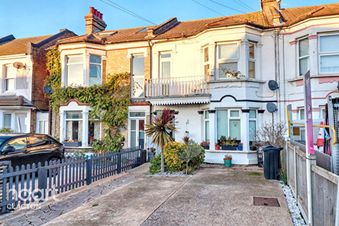 1 Bedroom Apartment For Sale In West Avenue, Clacton-On-Sea, CO15