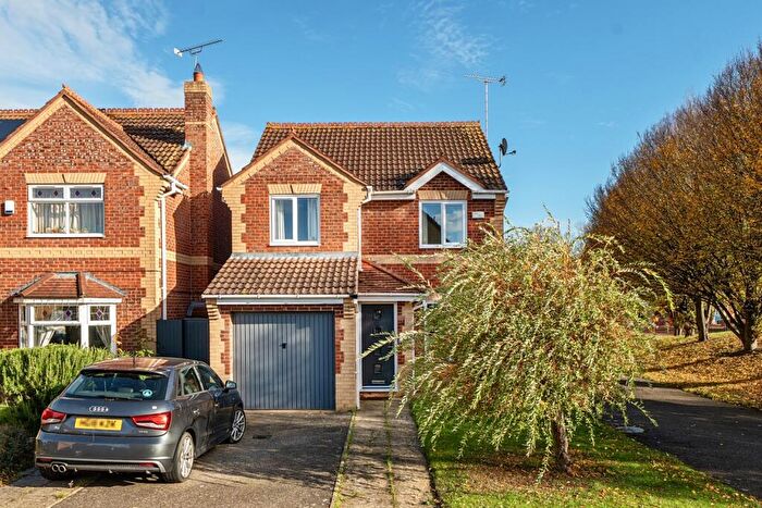 3 Bedroom Detached House For Sale In Balintore Rise, Peterborough, PE2