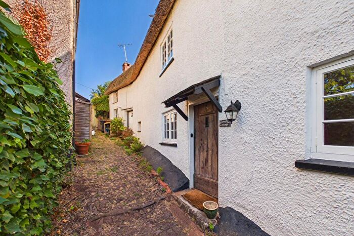 3 Bedroom Cottage For Sale In Sandford, Crediton, EX17