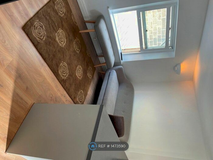 1 Bedroom Flat To Rent In Church Street, Barnsley, S70