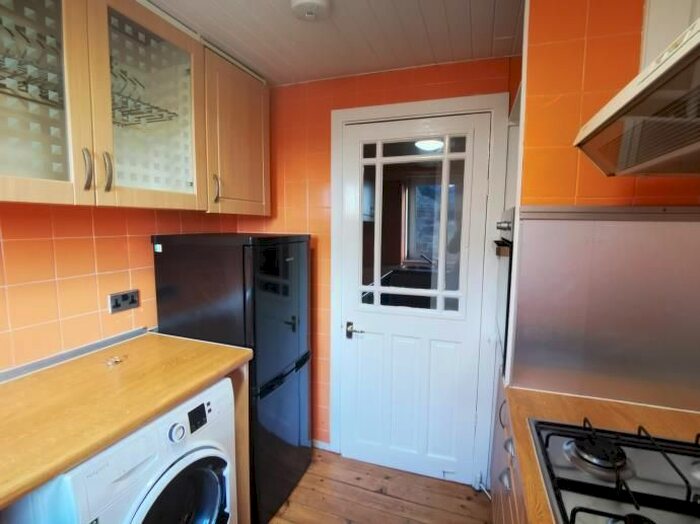 2 Bedroom Flat To Rent In Station Road, Roslin EH25