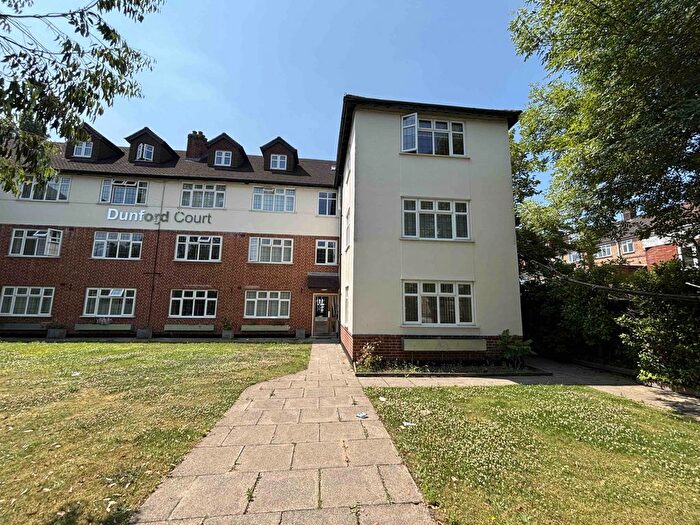 2 Bedroom Flat To Rent In Cornwall Road, Pinner, HA5