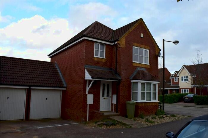 3 Bedroom Detached House To Rent In Corsewall Place, Tattenhoe, Milton Keynes MK4