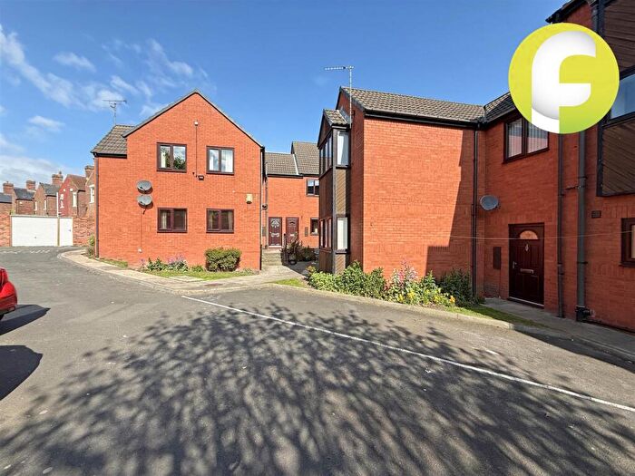 2 Bedroom Flat For Sale In Grosvenor Place, North Shields, NE29