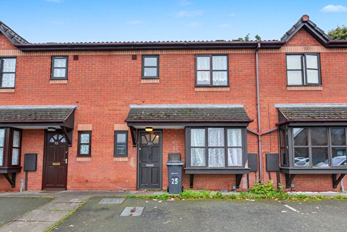 3 Bedroom Terraced House For Sale In Priestley Road, Sparkbrook, Birmingham, B11
