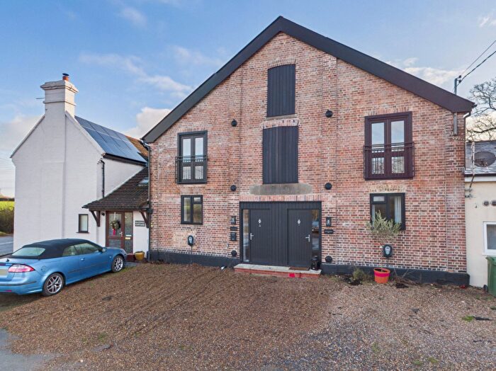 3 Bedroom Semi Detached House For Sale In Station Road, Burston, IP22