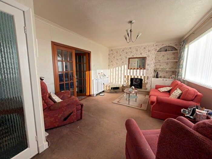 2 Bedroom Detached Bungalow For Sale In Yew Tree Crescent, Bradford, BD8