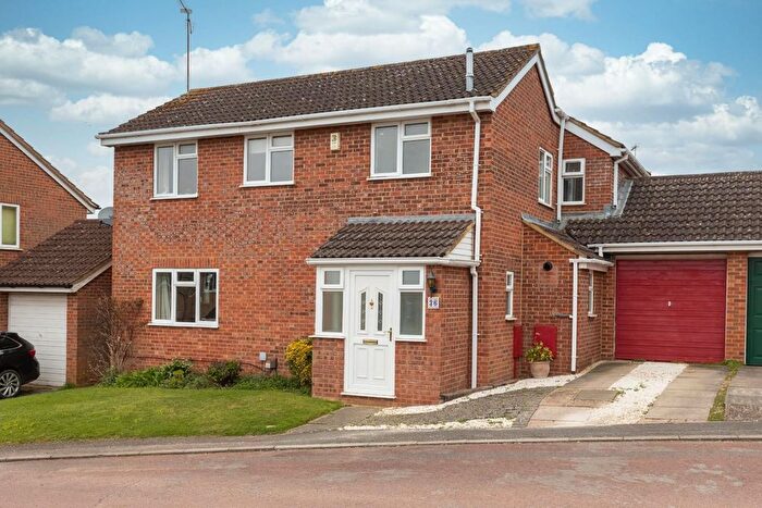 4 Bedroom Detached House For Sale In Blackwell Hill, West Hunsbury, NN4