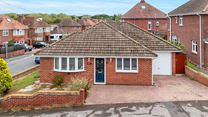 2 Bedroom Detached Bungalow For Sale In Lynmoor Road, Greenhill, Weymouth, DT4