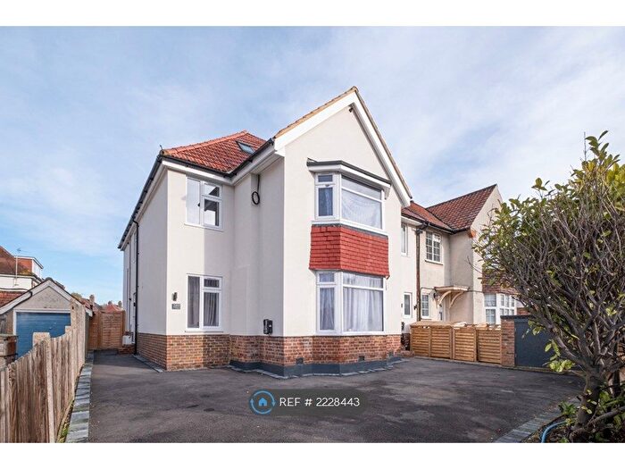 2 Bedroom Flat To Rent In Ewell Road, Surbiton, KT6