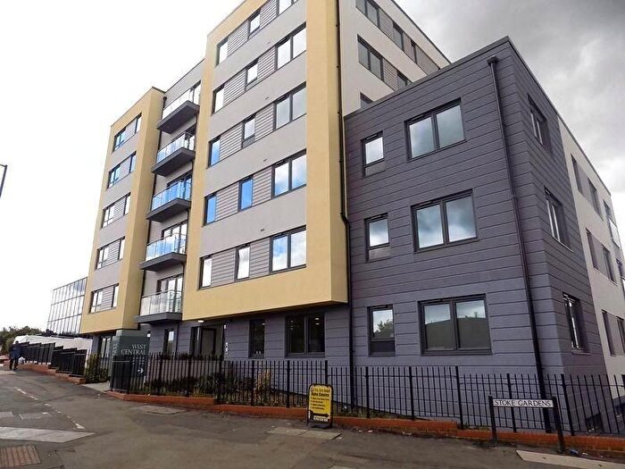 1 Bedroom Flat For Sale In West Central, Stoke Road, SL2