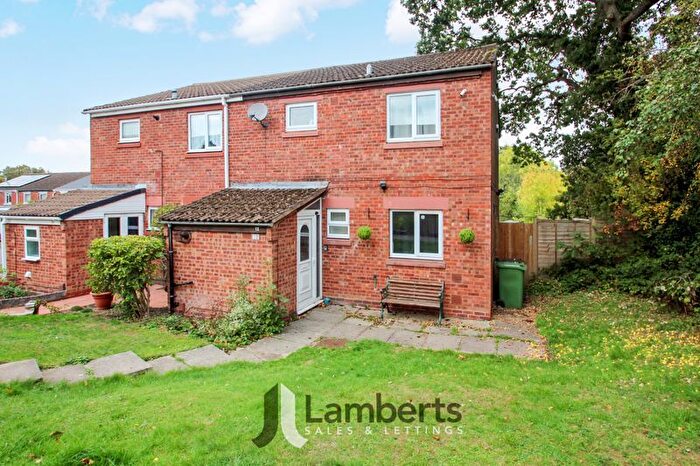3 Bedroom Semi-detached House For Sale In Highley Close, Winyates East, Redditch, B98