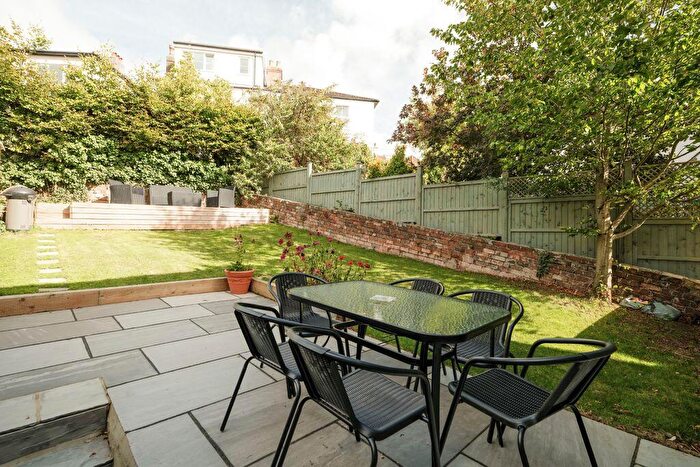 2 Bedroom Apartment For Sale In Belvoir Road | St Andrews, BS6