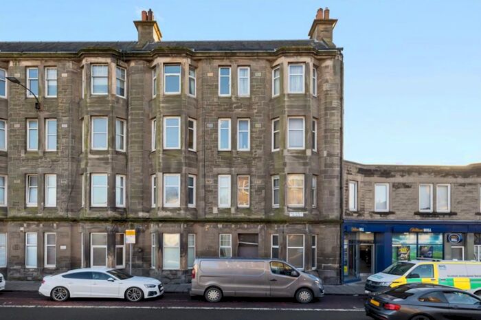 2 Bedroom Flat To Rent In , Mayfield Place, Edinburgh, EH12