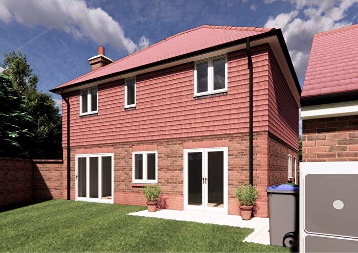 4 Bedroom Detached House For Sale In Warrendell, Chichester, PO19