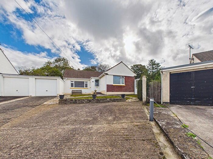 3 Bedroom Detached Bungalow For Sale In Orchard Close, Poughill, EX23