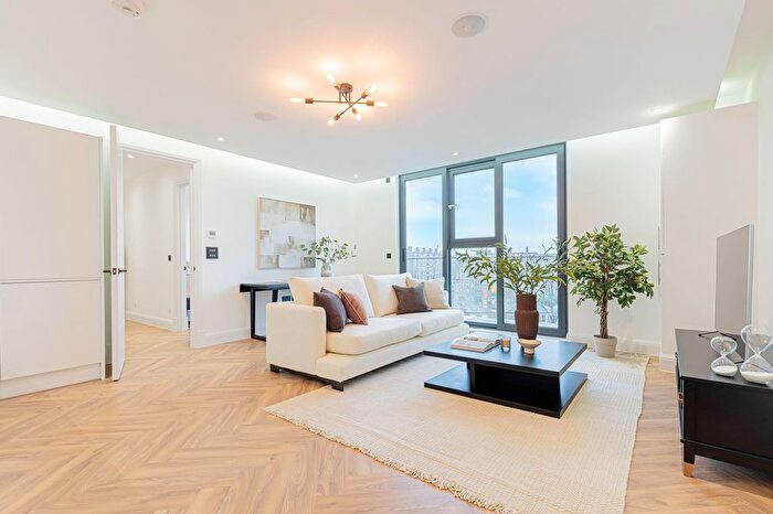 2 Bedroom Flat For Sale In Basire Street, Peninsula Court, N1