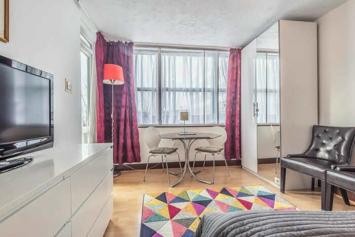 Studio To Rent In Kensington Church Street, Notting Hill, W8