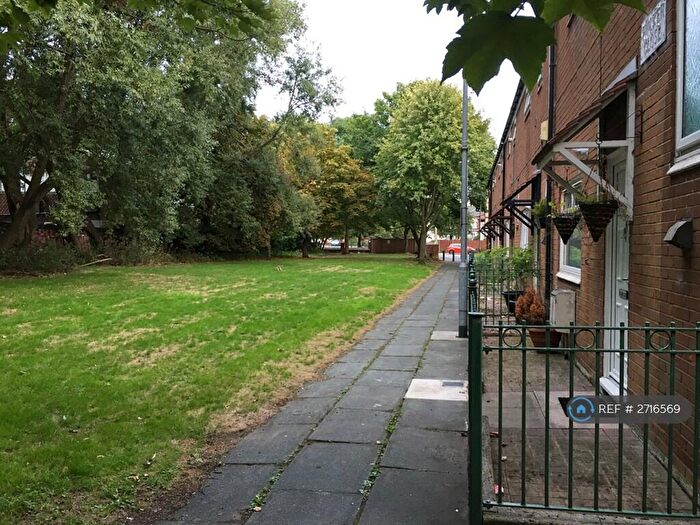 3 Bedroom End Of Terrace House To Rent In Holker Close, Manchester, M13