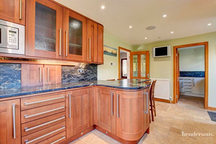 4 Bedroom Detached House For Sale In Meadowfields, Whitby, YO21