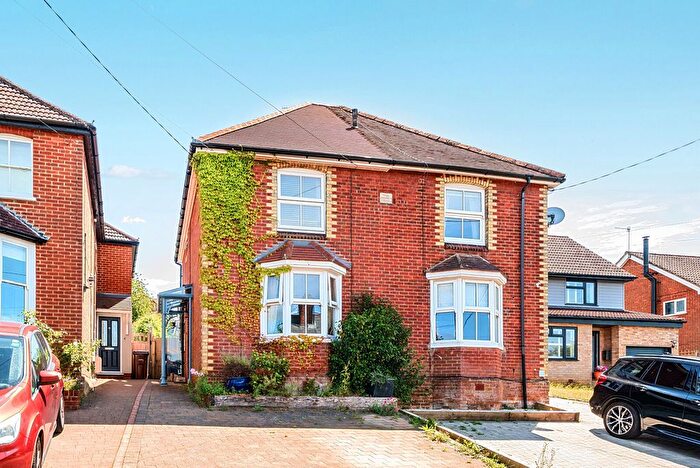 3 Bedroom Semi-Detached House For Sale In Upper Manor Road, Milford, Godalming, GU8