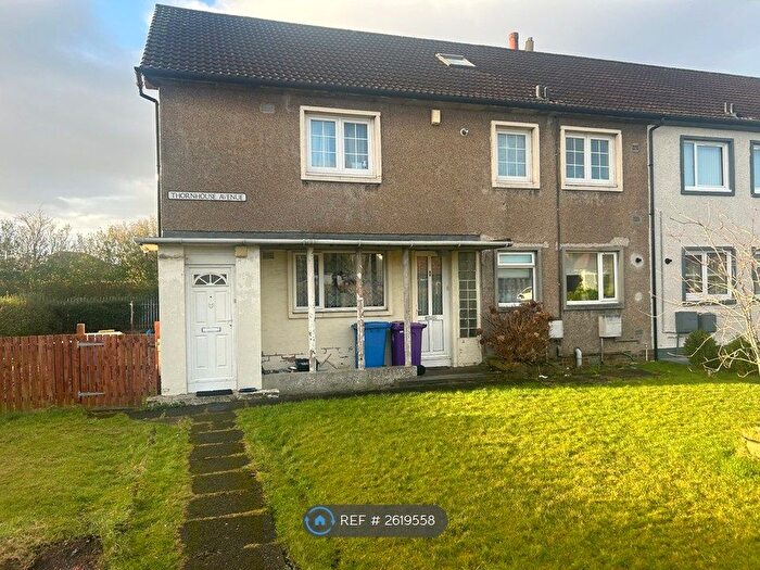 3 Bedroom Flat To Rent In Thornhouse Avenue, Irvine, KA12