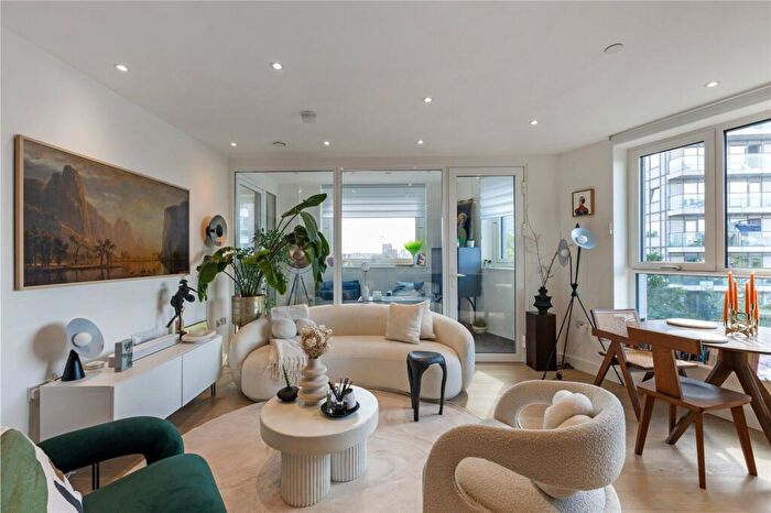 1 Bedroom Flat To Rent In Wayfare House South, Poplar High Street, London, E14