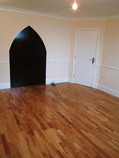 1 Bedroom Flat To Rent In South Downs, Redruth, Cornwall, TR15