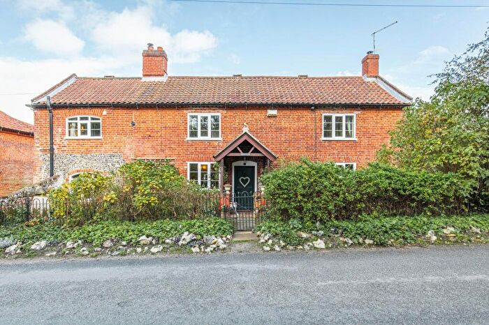 5 Bedroom Detached House For Sale In Alderford Common, Swannington, Norwich, NR9