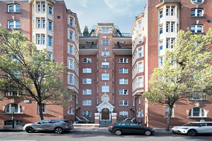 3 Bedroom Flat For Sale In Burnham Court, Moscow Road, London, W2