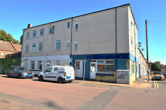 1 Bedroom Flat To Rent In St. Edmunds Road, Northampton, NN1