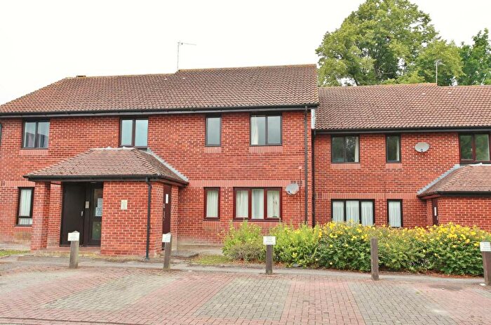 2 Bedroom Apartment To Rent In Worcester Drive, Didcot, OX11