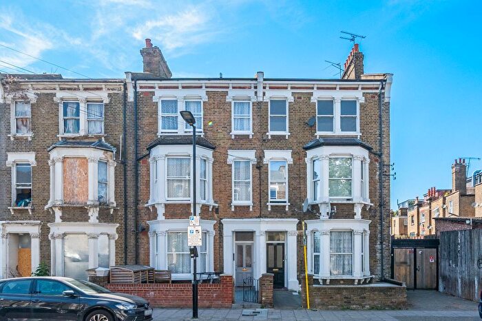 2 Bedroom Flat To Rent In Portnall Road, Queen's Park, London, W9