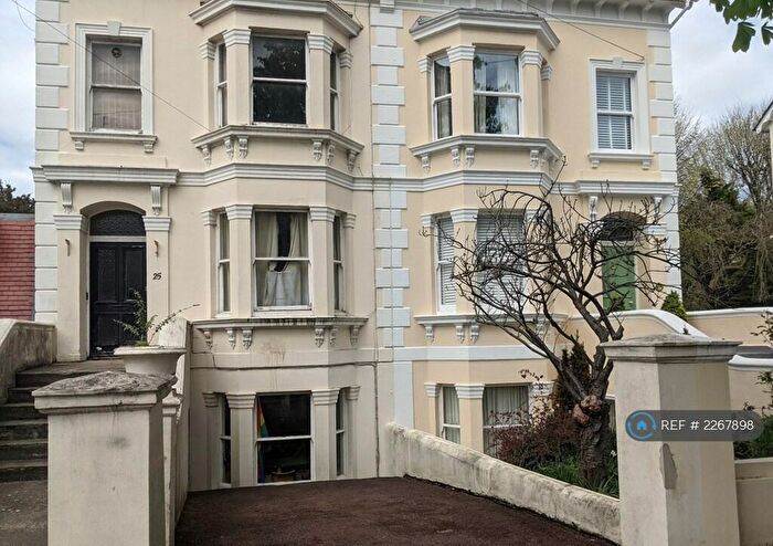 3 Bedroom Maisonette To Rent In Springfield Road, Brighton, BN1