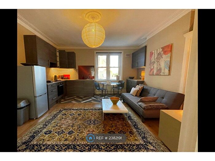 1 Bedroom Flat To Rent In Muswell Hill Road, London, N10