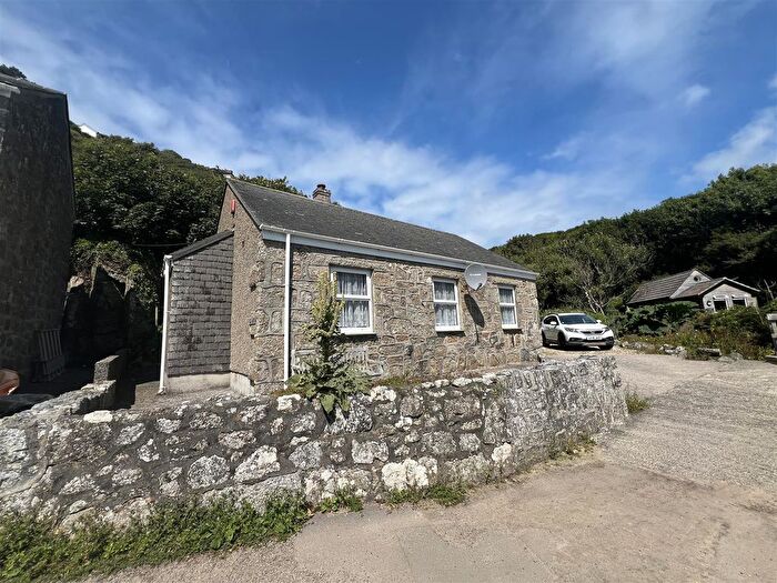 2 Bedroom Detached Bungalow For Sale In Lamorna, Penzance, TR19