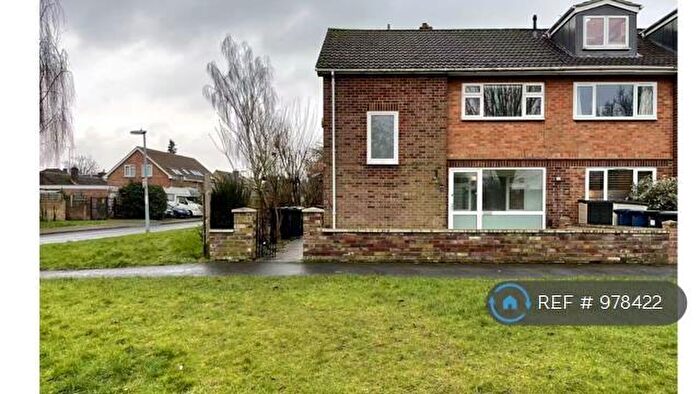 3 Bedroom Semi-Detached House To Rent In Acton Way, Cambridge, CB4