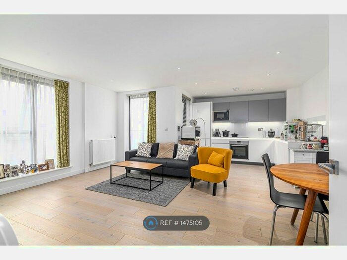 2 Bedroom Flat To Rent In Singapore Road, London, W13