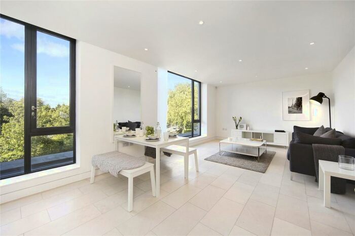 1 Bedroom Apartment To Rent In Latitude House, Oval Road, London, NW1