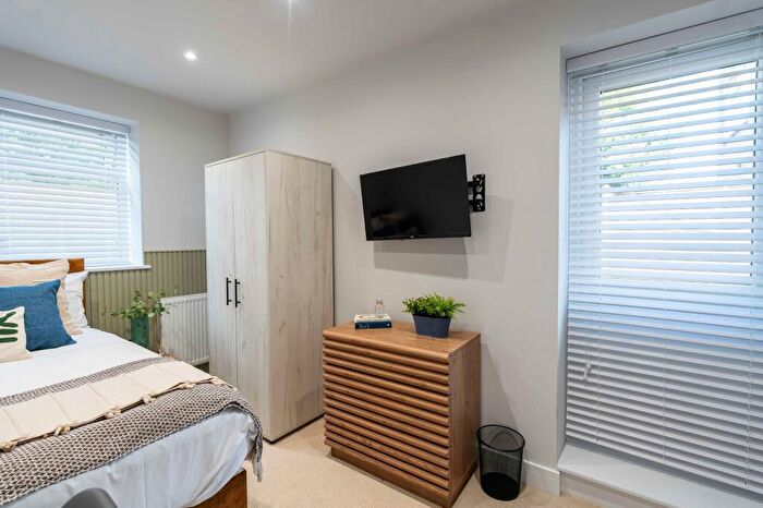 6 Bedroom House To Rent In Broadlands Road, Southampton, SO17