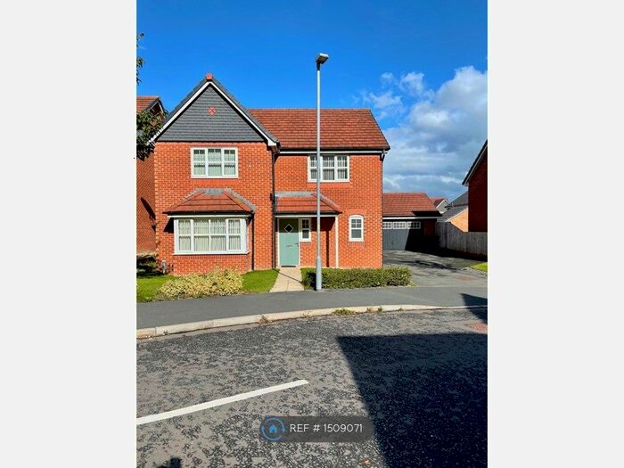 4 Bedroom Detached House To Rent In Teal Close, Wesham, Preston, PR4