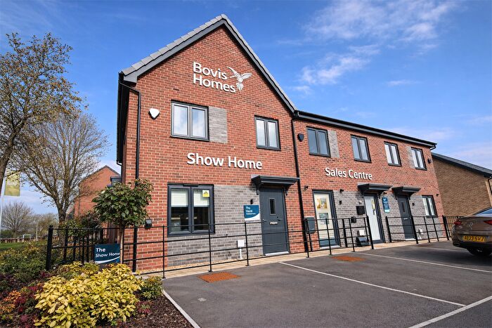 3 Bedroom End Terrace House For Sale In Turnstone Drive, DN4