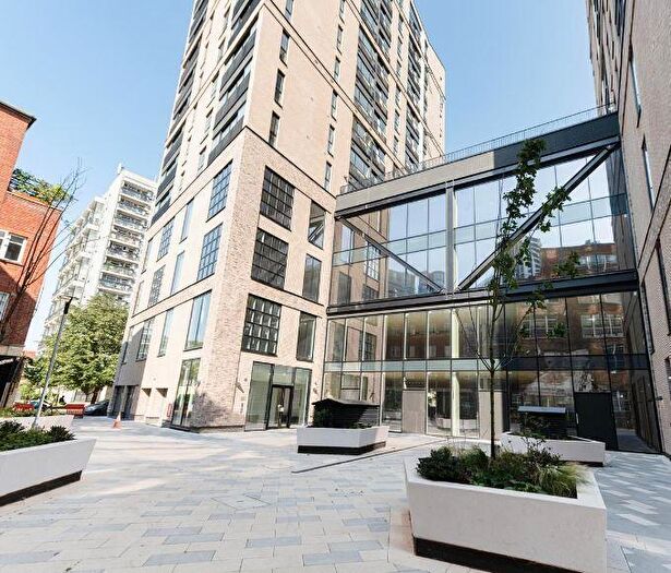 1 Bedroom Apartment To Rent In Graphite Square, London, SE11