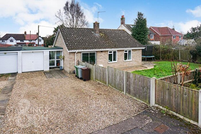 3 Bedroom Detached Bungalow For Sale In Foster Close, Brundall, Norwich, NR13