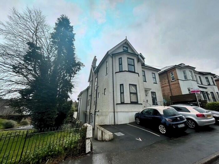 1 Bedroom Flat To Rent In Southcote Road, Bournmeouth, BH1
